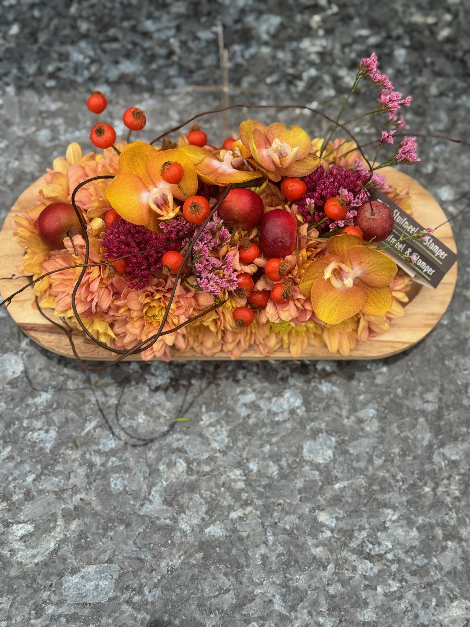 Allerheiligenvb 8: Houtenschaaltje & zalm tinten
