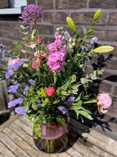 Moederdag LenteVELDboeket met pioenen