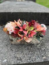 Zijdenbloemstuk nr 5 : ovale schors bakje