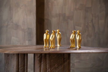 The Visitor Yellow Gold - Limited Edition