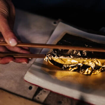 The Visitor Yellow Gold - Limited Edition