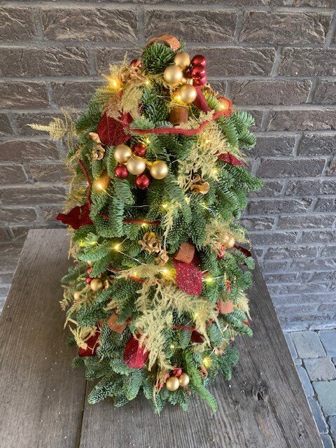 Kerstboom Nobilis nr 11: Rood & Goud