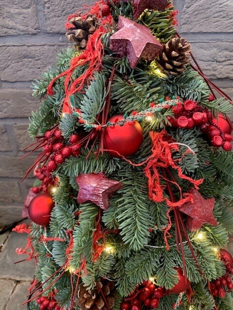 Kerstboom Nobilis nr 4: Rode tinten 50cm