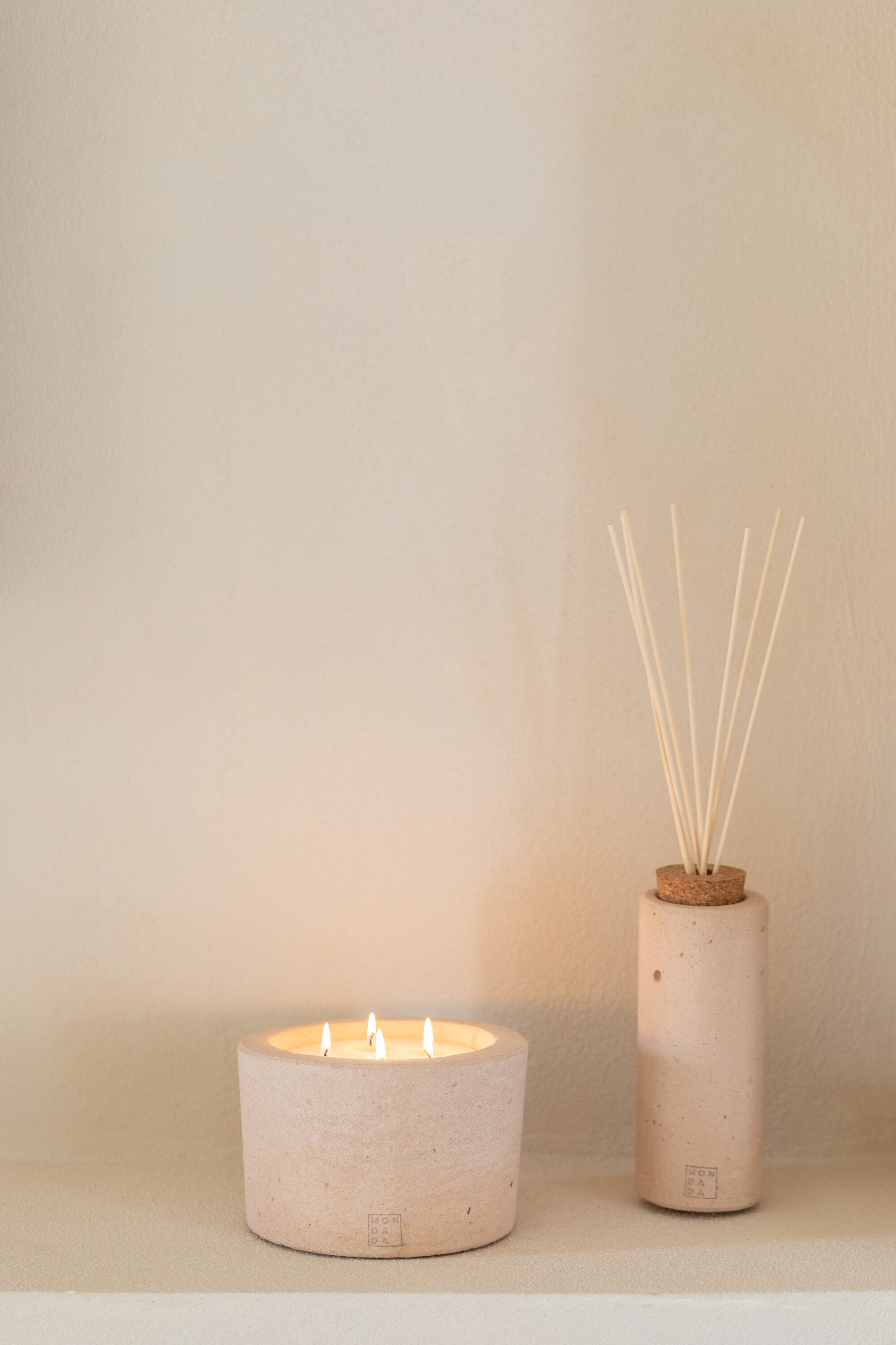 Mondada Indoor Urban Candle