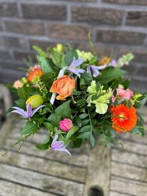 Lente klassiek boeket NIEUW