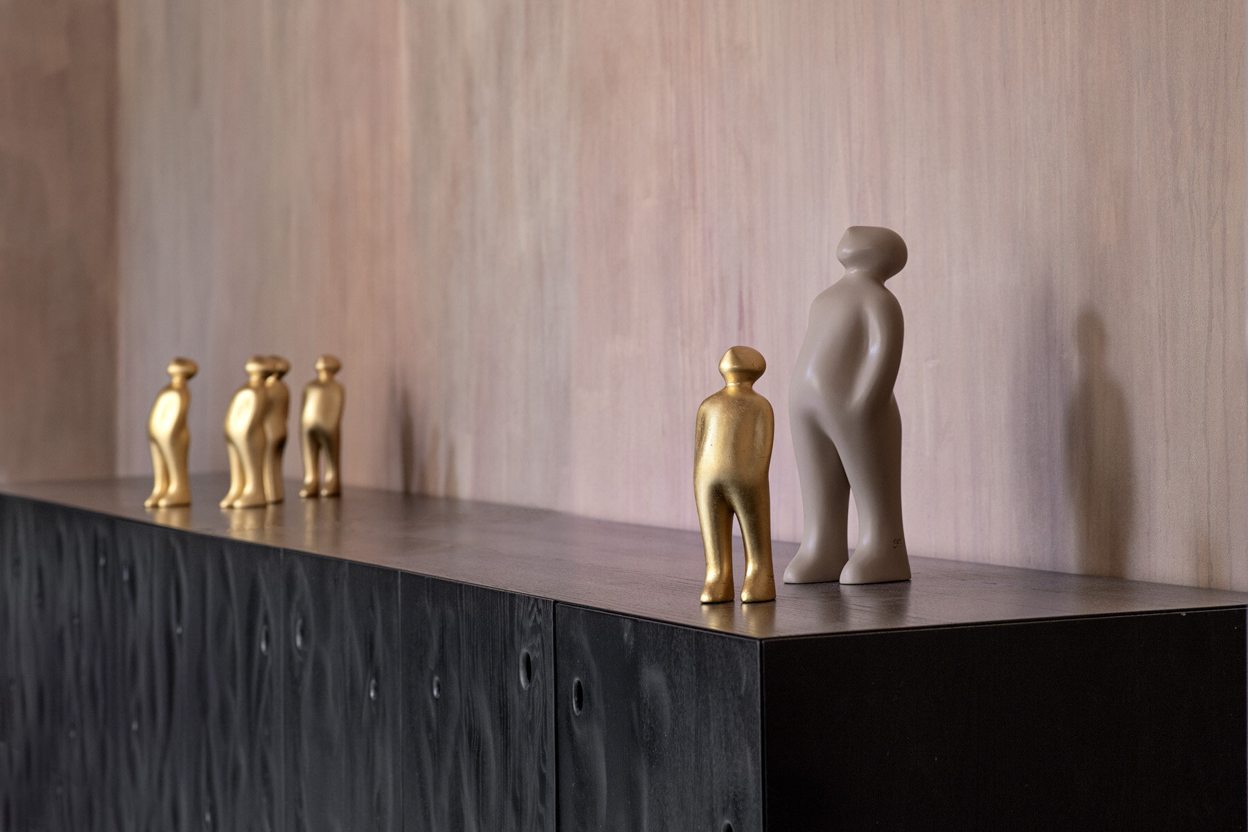 The Visitor Yellow Gold - Limited Edition
