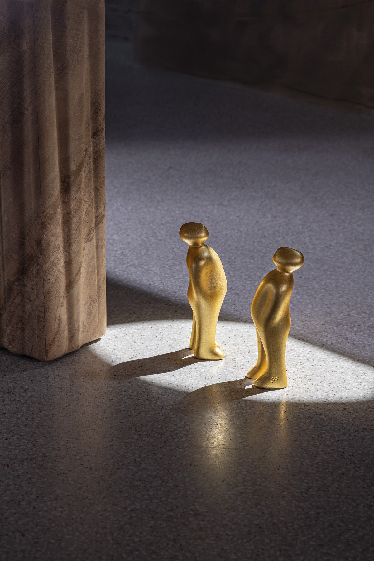 The Visitor Yellow Gold - Limited Edition
