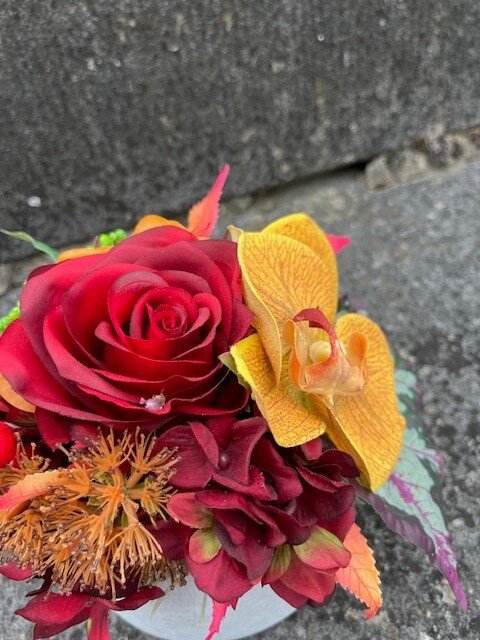 Zijdenbloemstuk nr 6: mini cirkel steentje